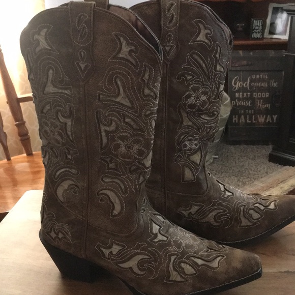 new balance cowboy boots